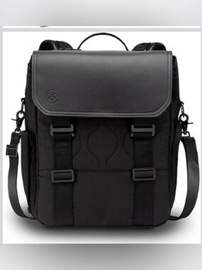 PAPERCLIP Diaper Bag Backpack with Patented Changing Station Brand New